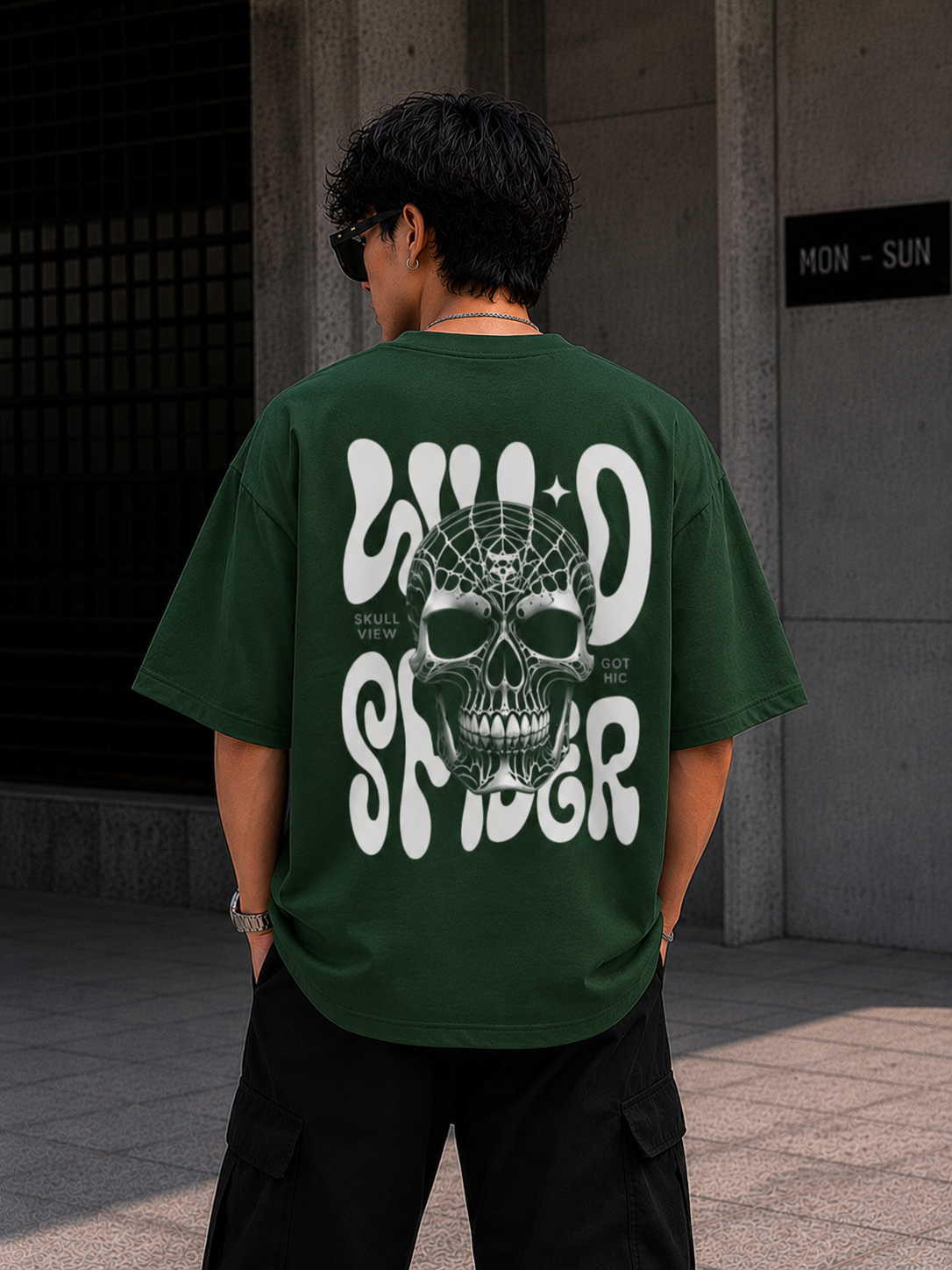 Wearflex “Wild Spider” Oversized Graphic T-Shirt – Dark Streetwear Edition