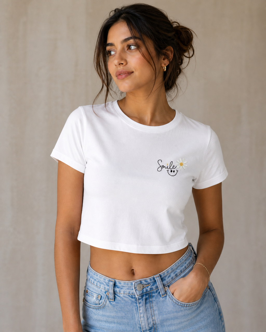 Smile Daisy Crop Top – Premium Embroidered